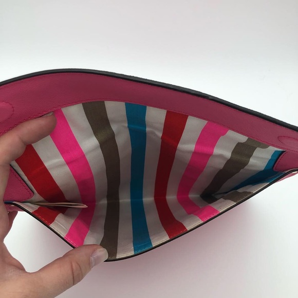 Kate Spade Molly Mini Newbury Lane Wristlet - Picture 2 of 4